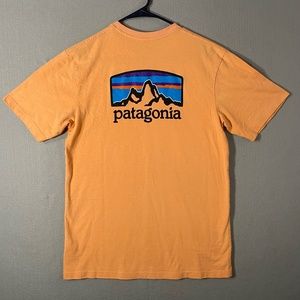 Patagonia Regular Fit Short Sleeve Logo T Shirt Coral Orange Size Small